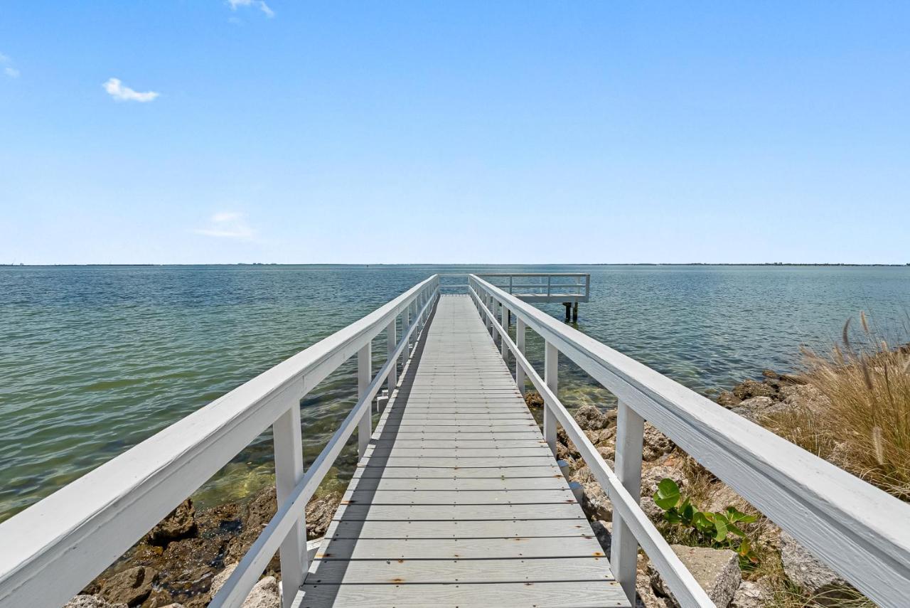 Wake Up To The Ocean Breeze - Enjoy Amazing Views Villa Tampa Kültér fotó